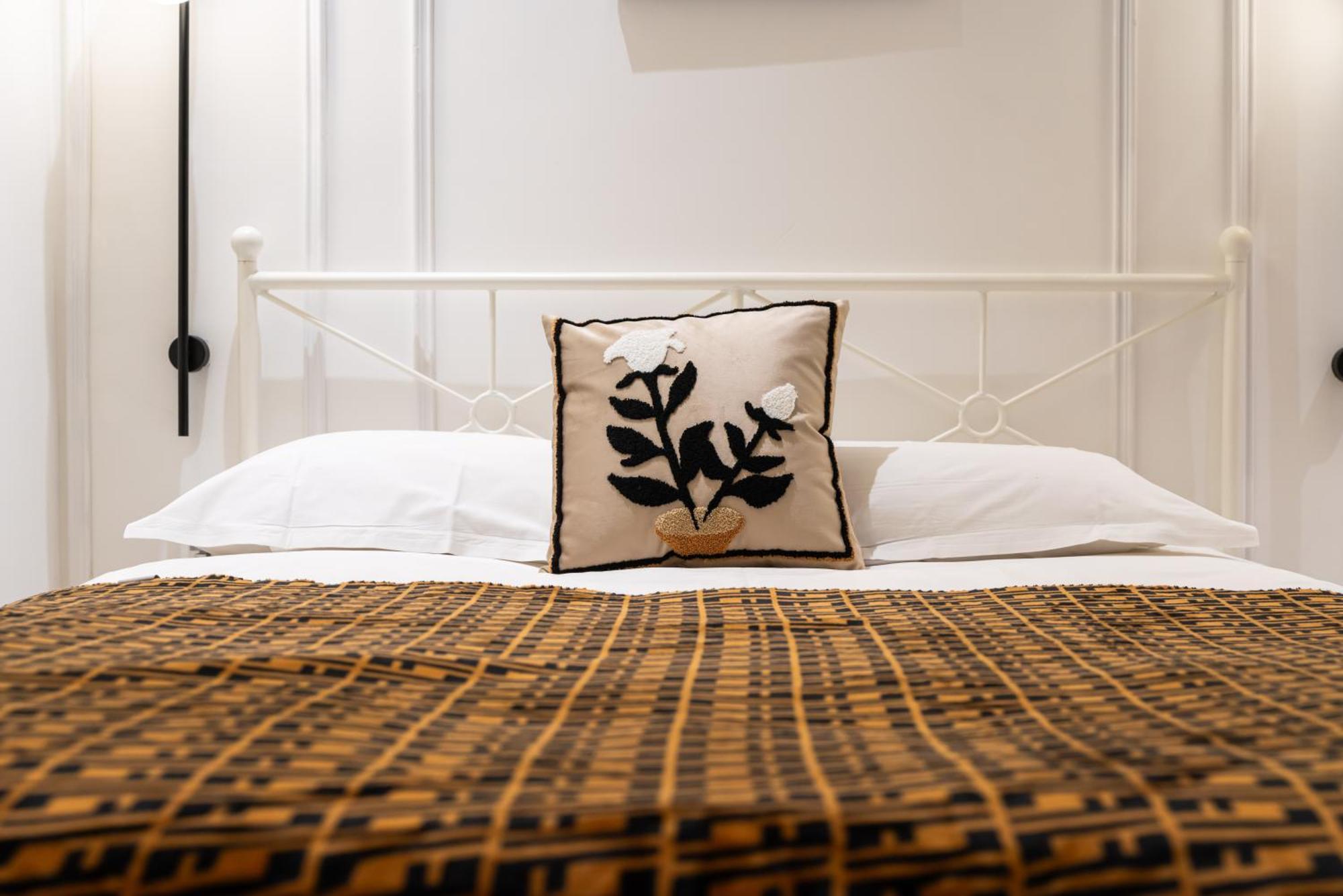 Shanghai Yi Du B&B - Near People'S Square Metro Station And The Bund Buitenkant foto